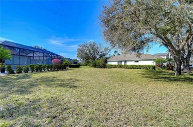 Welcome to this beautifully updated 3-bedroom + study/office on River Hills Country Club in Florida - for sale on GolfHomes.com, golf home, golf lot