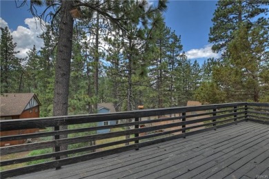 Spacious open floor plan on this 4 Bedroom, 3 bath home in on Big Bear Mountain Ski and Golf Resort in California - for sale on GolfHomes.com, golf home, golf lot