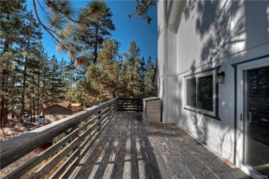 Spacious open floor plan on this 4 Bedroom, 3 bath home in on Big Bear Mountain Ski and Golf Resort in California - for sale on GolfHomes.com, golf home, golf lot