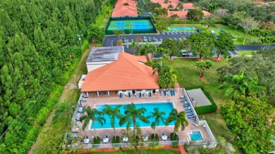 Welcome to Quail Run and this rare 1 owner property! It looks on Quail Ridge Golf Course and Country Club in Florida - for sale on GolfHomes.com, golf home, golf lot