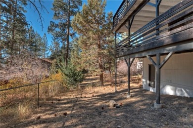 Spacious open floor plan on this 4 Bedroom, 3 bath home in on Big Bear Mountain Ski and Golf Resort in California - for sale on GolfHomes.com, golf home, golf lot