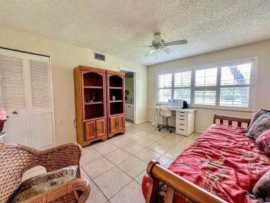 Lovely light  bright 2 bedroom / 2 bathroom corner unit in the on Wynmoor Golf Course in Florida - for sale on GolfHomes.com, golf home, golf lot