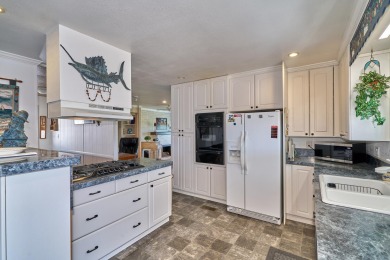 Enjoy the ideal desert lifestyle in this charming 2-bedroom on The Club At Shenandoah Springs in California - for sale on GolfHomes.com, golf home, golf lot