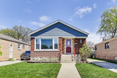 Welcome to this beautifully updated, move-in ready, 4-bedroom on Beverly Country Club in Illinois - for sale on GolfHomes.com, golf home, golf lot