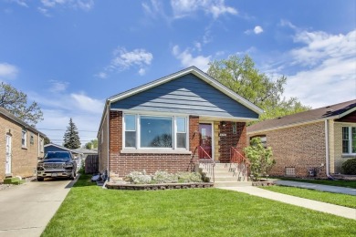 Welcome to this beautifully updated, move-in ready, 4-bedroom on Beverly Country Club in Illinois - for sale on GolfHomes.com, golf home, golf lot
