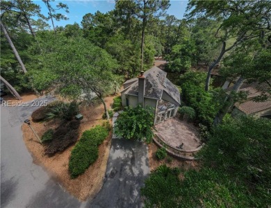 Charming 3BR/3.5BA single-family home in sought-after Shipyard on Shipyard Golf Club in South Carolina - for sale on GolfHomes.com, golf home, golf lot
