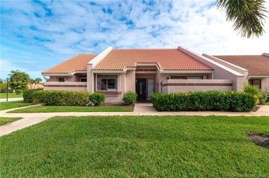 NEW ROOF Furnished and Updated this 3 bedroom 3 bathroom Villa on  in Florida - for sale on GolfHomes.com, golf home, golf lot