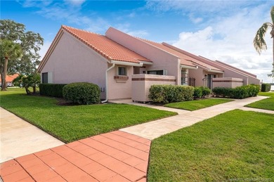NEW ROOF Furnished and Updated this 3 bedroom 3 bathroom Villa on  in Florida - for sale on GolfHomes.com, golf home, golf lot