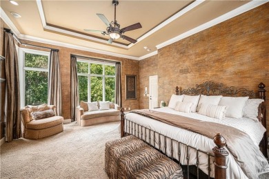 WELCOME TO YOUR DREAM HOME AND PRIVATE OASIS!  This estate home on Lakewood Oaks Golf Club, Ltd. in Missouri - for sale on GolfHomes.com, golf home, golf lot