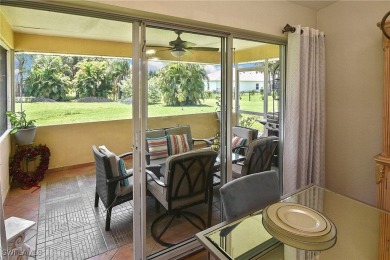 TWO HUGE PRICE REDUCTIONS!! SELLER WANTS THIS HOME SOLD! on Kingsway Country Club in Florida - for sale on GolfHomes.com, golf home, golf lot