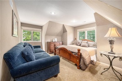 WELCOME TO YOUR DREAM HOME AND PRIVATE OASIS!  This estate home on Lakewood Oaks Golf Club, Ltd. in Missouri - for sale on GolfHomes.com, golf home, golf lot