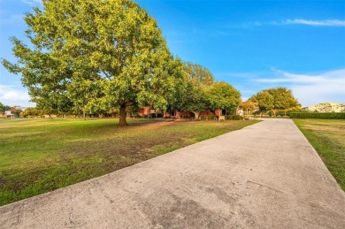 Welcome to a spacious and stunning home on 2.68 Acres with no on Heritage Ranch Golf and Country Club in Texas - for sale on GolfHomes.com, golf home, golf lot