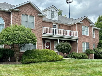 This perfectly designed second floor ranch condo offers a bright on Avalon Lakes Golf in Ohio - for sale on GolfHomes.com, golf home, golf lot