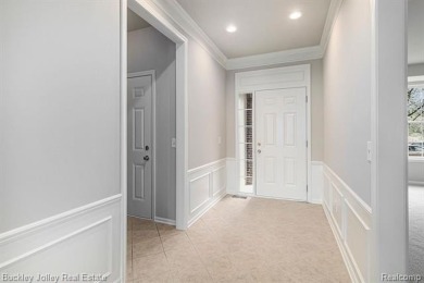 Stunning ranch condo in the Villas of Oceola.  Immediate on Chemung Hills Golf Club in Michigan - for sale on GolfHomes.com, golf home, golf lot