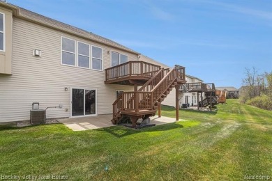 Stunning ranch condo in the Villas of Oceola.  Immediate on Chemung Hills Golf Club in Michigan - for sale on GolfHomes.com, golf home, golf lot