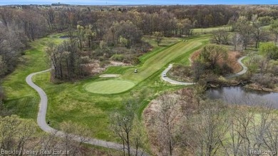 Stunning ranch condo in the Villas of Oceola.  Immediate on Chemung Hills Golf Club in Michigan - for sale on GolfHomes.com, golf home, golf lot