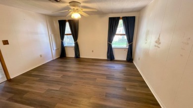 Seller says ,,,,,Get it sold!!!!  New kitchen vinyl plank on Water Oak Country Club Estates in Florida - for sale on GolfHomes.com, golf home, golf lot