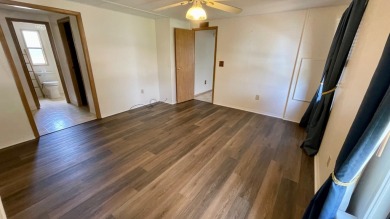 Seller says ,,,,,Get it sold!!!!  New kitchen vinyl plank on Water Oak Country Club Estates in Florida - for sale on GolfHomes.com, golf home, golf lot