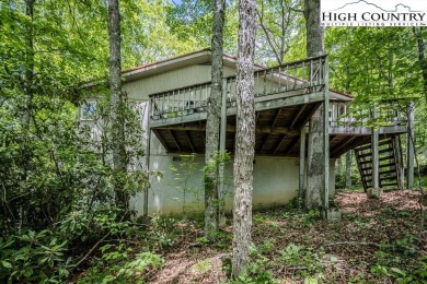 High and Dry in Homes Only Neighborhood!!!! This charming two on Land Harbor Golf Course in North Carolina - for sale on GolfHomes.com, golf home, golf lot