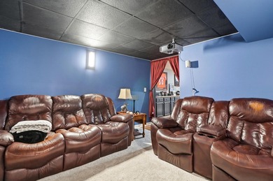 Gorgeous 3-bedroom, 2-bath home located on the 15th hole of the on Delaware Golf Club in Ohio - for sale on GolfHomes.com, golf home, golf lot