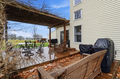 Gorgeous 3-bedroom, 2-bath home located on the 15th hole of the on Delaware Golf Club in Ohio - for sale on GolfHomes.com, golf home, golf lot