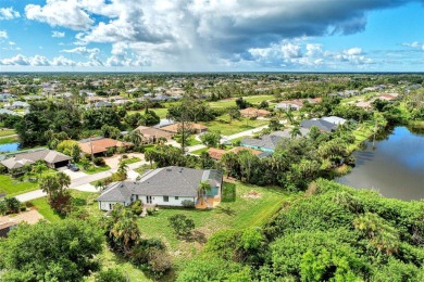 Under contract-accepting backup offers. Stunning, beautiful home on Pinemoor West Golf Club in Florida - for sale on GolfHomes.com, golf home, golf lot