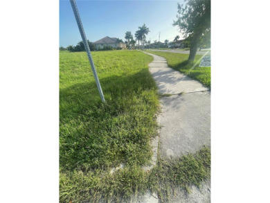 Here's your chance to BUILD your dream home on this oversized on Twin Isles Country Club in Florida - for sale on GolfHomes.com, golf home, golf lot