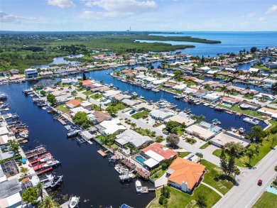 ATTENTION BOATERS!!! Here is a rare completely renovated on Gulf Harbors Golf Course in Florida - for sale on GolfHomes.com, golf home, golf lot
