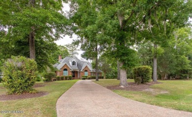 Waterfront home located on the water in a gated community called on Sound Golf Links at Albemarle Plantation in North Carolina - for sale on GolfHomes.com, golf home, golf lot