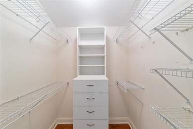 DRAMATIC PRICE ADDJUSTMENT! BOND PAID! NEW ROOF 2022! NEW HVAC on Glenview Championship Golf and Country Club in Florida - for sale on GolfHomes.com, golf home, golf lot