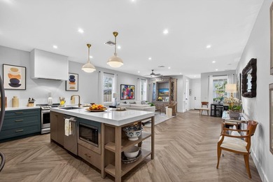 You'll find easy living in this move-in ready Arts and Crafts on Lake Worth Municipal Golf Course in Florida - for sale on GolfHomes.com, golf home, golf lot