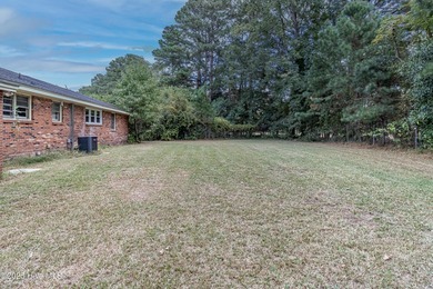 Investment Opportunity!! 1400 square feet, 3 bed, 2 full bath on Goldsboro Municipal Golf Course in North Carolina - for sale on GolfHomes.com, golf home, golf lot