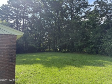 1400 square feet, 3 bed, 2 full bath brick home on Goldsboro on Goldsboro Municipal Golf Course in North Carolina - for sale on GolfHomes.com, golf home, golf lot