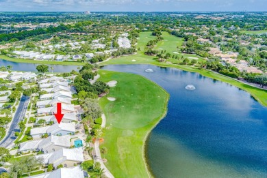 WELCOME TO PARADISE! SPECTACULAR GOLF AND LAKE VIEWS! Enjoy on Bear Lakes Country Club in Florida - for sale on GolfHomes.com, golf home, golf lot