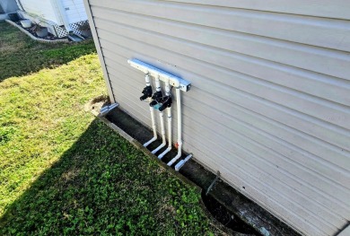 This seller is MOTIVATED! ALL Offers Welcomed
Welcome to this on Largo Golf Course in Florida - for sale on GolfHomes.com, golf home, golf lot