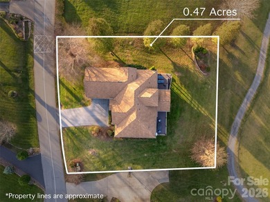 Experience the perfect blend of modern luxury and an active on High Vista Country Club in North Carolina - for sale on GolfHomes.com, golf home, golf lot