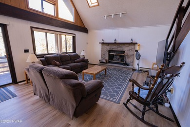 Meticulously maintained and beautifully updated chalet in the on The Hideout Golf in Pennsylvania - for sale on GolfHomes.com, golf home, golf lot
