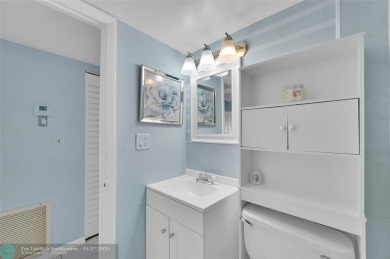 55+ COMMUNITY, THIS TURN KEY READY UNIT IS ON THE 1st FLOOR on Sunrise Lakes Phase III in Florida - for sale on GolfHomes.com, golf home, golf lot