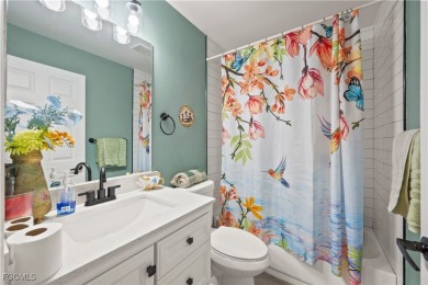 Lovely home in Southwest Cape Coral. Oversized, corner lot with on Royal Tee Country Club in Florida - for sale on GolfHomes.com, golf home, golf lot