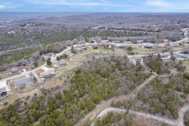 It's a new year, lake close @ Wilderness Trl. Ready for a new on Kimberling City Golf Club in Missouri - for sale on GolfHomes.com, golf home, golf lot