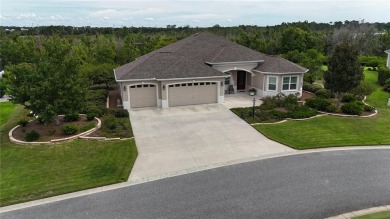 Nestled in Soaring Eagle Preserve, this 3/2 Williamsburg Premier on Bella Glade Country Club in Florida - for sale on GolfHomes.com, golf home, golf lot