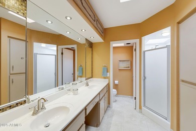 Well-maintained 2BR/2BA home in the gated Palo Verde community on Palo Verde Golf and Country Club in Arizona - for sale on GolfHomes.com, golf home, golf lot