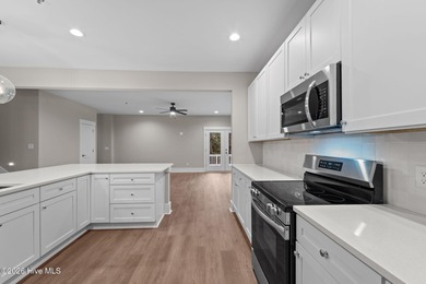 Experience resort-style living in Pinehurst in this on Pinehurst  No. 6 Golf Course in North Carolina - for sale on GolfHomes.com, golf home, golf lot