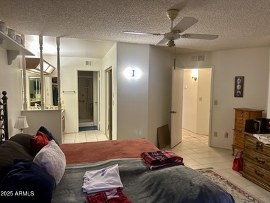 What a find-a two-bedroom, two-bath home with a two-car garage on The Lakes at Ahwatukee in Arizona - for sale on GolfHomes.com, golf home, golf lot