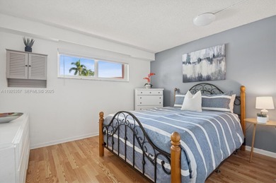 PRICED TO SELL QUICKLY! Rare ground floor 2-bedroom in desirable on Hollybrook Golf and Tennis Club  in Florida - for sale on GolfHomes.com, golf home, golf lot