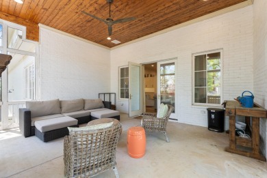 Stunning 2020-built home in Pleasant Valley offering timeless on Pleasant Valley Country Club in Arkansas - for sale on GolfHomes.com, golf home, golf lot