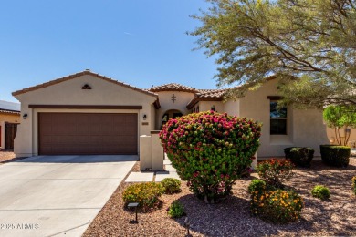 Welcome to this beautifully maintained 3-bedroom, 2-bath home in on Wigwam Golf  Resort Litchfield Park  in Arizona - for sale on GolfHomes.com, golf home, golf lot
