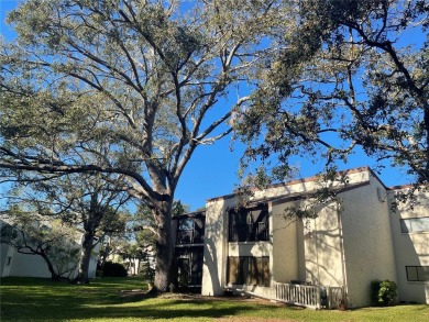 Spacious 3 bedroom, 2 bath split plan condo in a desirable on East Bay Golf Club in Florida - for sale on GolfHomes.com, golf home, golf lot