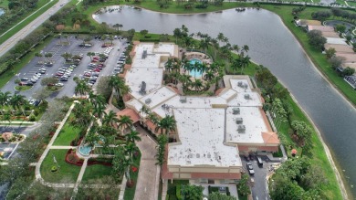 IMPACT GLASS WINDOWS THROUGHOUTA/C 2021CORAL LAKES--SUPER ACTIVE on Villa Del Ray Golf Club in Florida - for sale on GolfHomes.com, golf home, golf lot