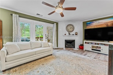This chic Waterford end unit villa is ideally located to offer on Shipyard Golf Club in South Carolina - for sale on GolfHomes.com, golf home, golf lot